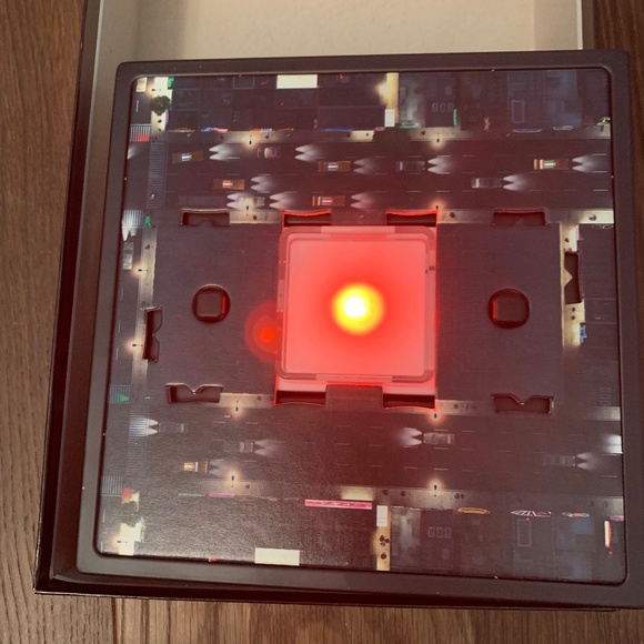 3D Ravensburger Puzzle Night Edition Light up - Picture 3 of 3